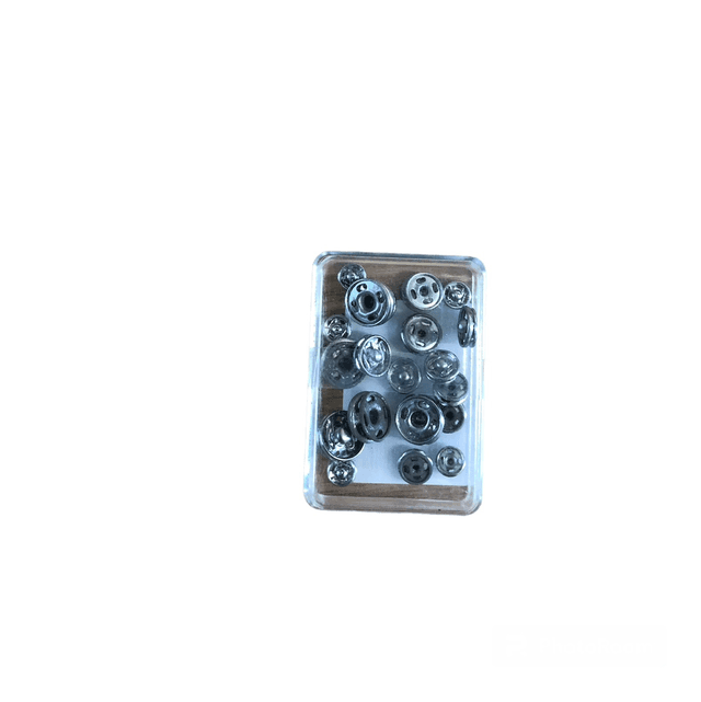 Metal press fasteners